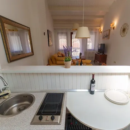 Apartman Apt Mia Zára